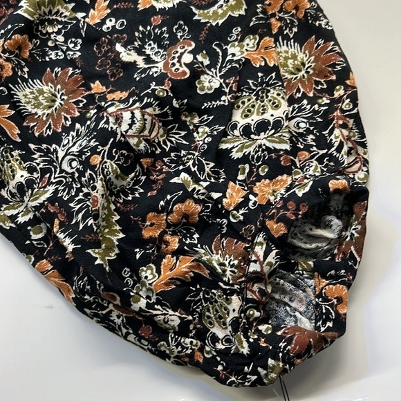 Treasures & Bond Blouse Womens Small Black Floral Meadow Pop Over V Neck New - Picture 7 of 10